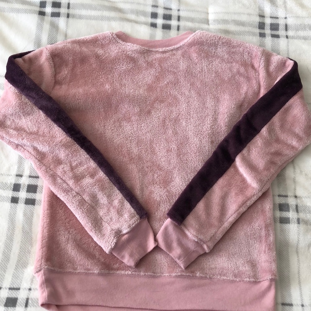 Fleece Type Sweatshirt - Picture 2 of 3